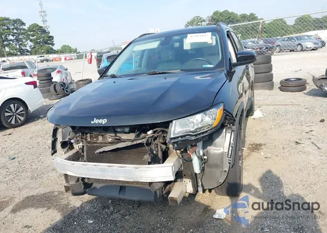 2018 Jeep Compass Sun And Wheel Fwd из США, поврежденный, VIN 3C4NJCBB7JT461574